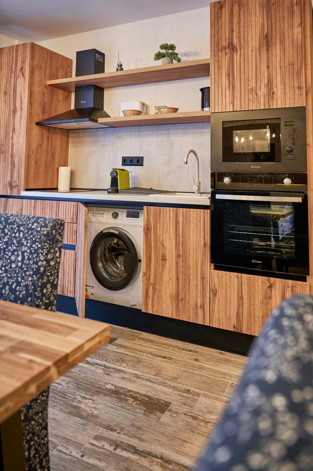 Family Treez Premium Apartments Пояна-Брашов Экстерьер фото